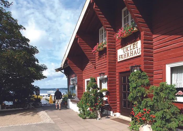 Uklei-Fährhaus Hotel Garni